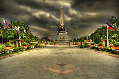 Luneta Park Tours .